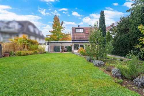 Hausansicht vom Garten