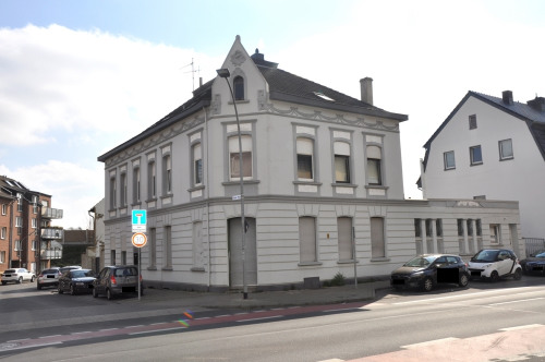 Straßenansicht