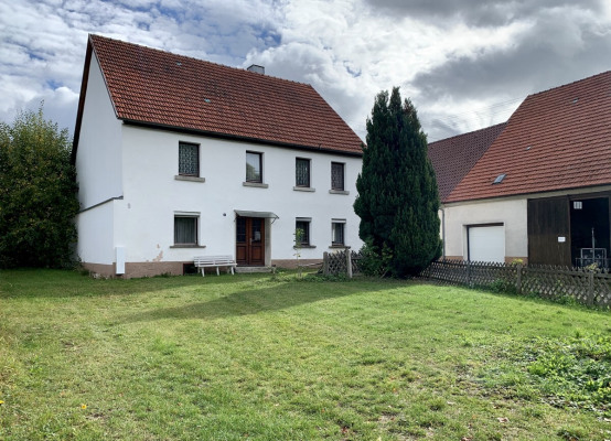 Hausansicht von der Straße