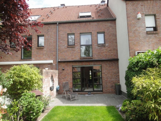 Ansicht Gartenseite.png