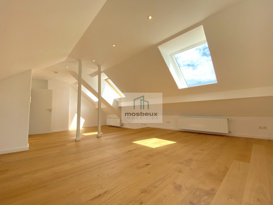 Ankleide- und Schlafzimmer