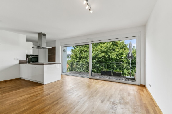 Ess- Küchen- und Wohnbereich inkl. Balkon