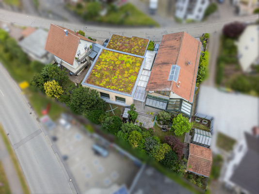 Luftbild beide Gebäude