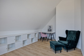 Schlafzimmer 2 