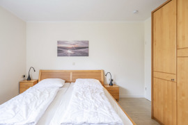 2. Schlafzimmer