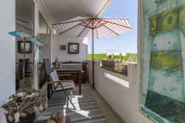 Möblierter Balkon