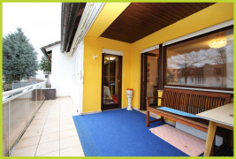 Loggia mit Balkon