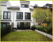 Hausansicht Garten
