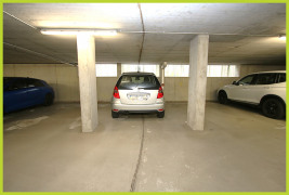 Tiefgaragenstellplatz