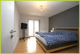 Schlafzimmer mit Balkon