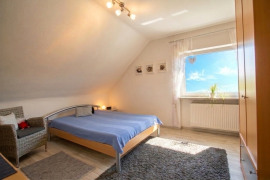 Kinderzimmer DG (Einliegerwohnung)