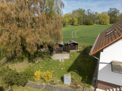 Aufnahme Drohne Garten links