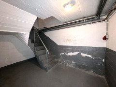 Keller