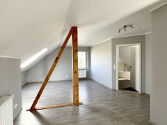 Dachgeschoss/Studio