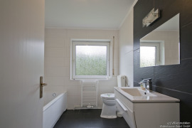 Badezimmer EG
