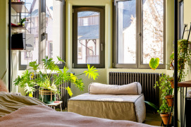 Schlafzimmer mit Erker