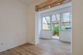 Loggia EG
