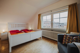 Schlafzimmer 2