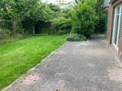 Terrasse mit Garten