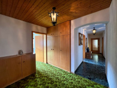Diele mit Einbauschrank