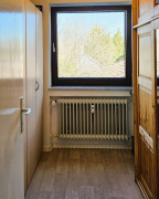 Flexibel nutzbarer Raum, ideal für ein Arbeitszimmer oder eine Ankleide