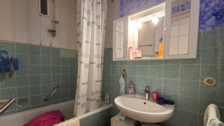 Badezimmer (EG)