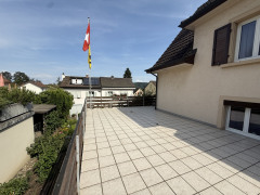 Terrasse oberhalb Garage