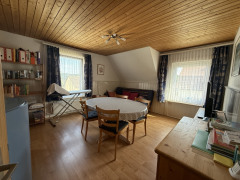 Durchgangszimmer OG