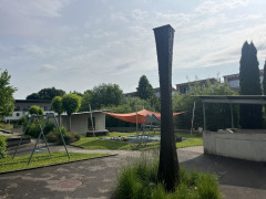 Spielplatz/Zugang Tiefgarage