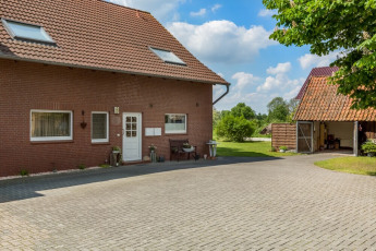 Hof + Eingang
