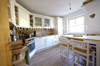 Küche mit Essbereich