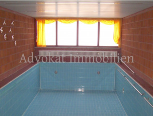 Schwimmbad bearbeitet