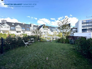 der großzügige Garten
