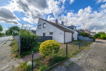 Straßenansicht