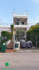 423a9040-b2b3-48b4-8f61-f9185f5a8b96