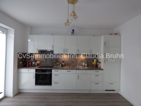 Küche mit Geschirrspüler