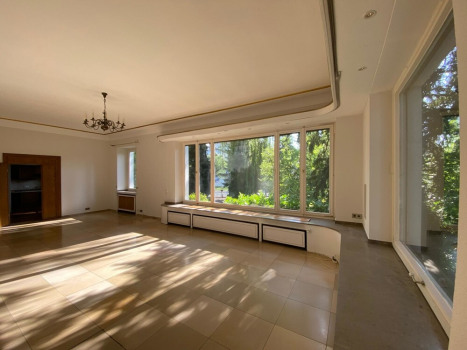 Büro-/Praxisfläche