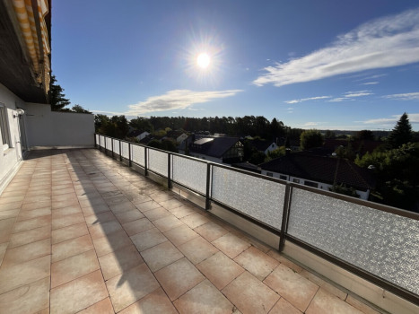 ...mit Blick über Großschwarzenlohe