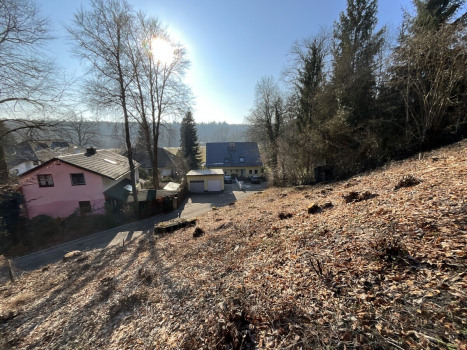 Grundstück mit Aussicht