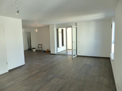 Wohnen / Essen / Zugang Loggia