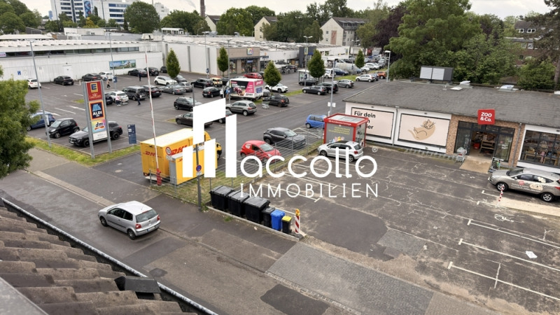 Dachgeschosswohnung mit Garage in Krefeld - Photo 1