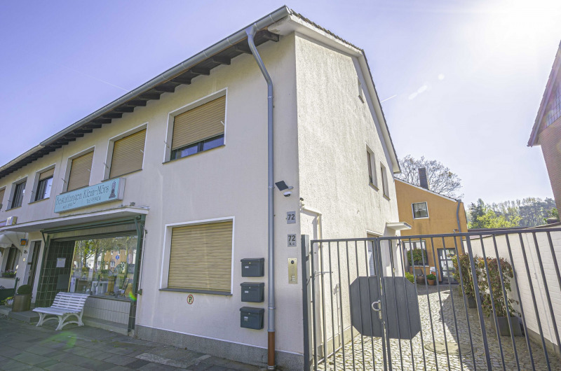 Hausansicht Eingang Gewerbe