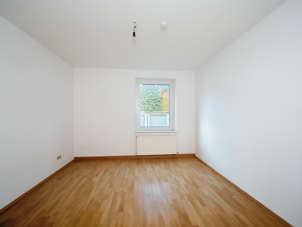 Gut geschnittene 2-Zimmer-Wohnung mit großer Wohnküche und viel Tageslicht - Photo 2