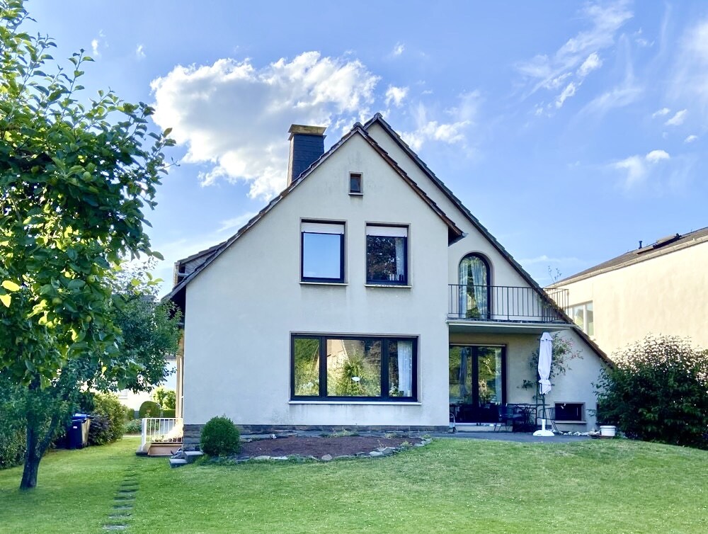 Real Estate Title Image Background