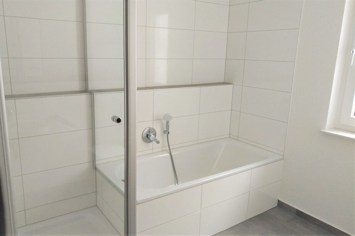 Großzügige 2-Zimmer-Wohnung mit EBK, 2 Terrassen und Stellplatz in der Neustadt - Foto 4