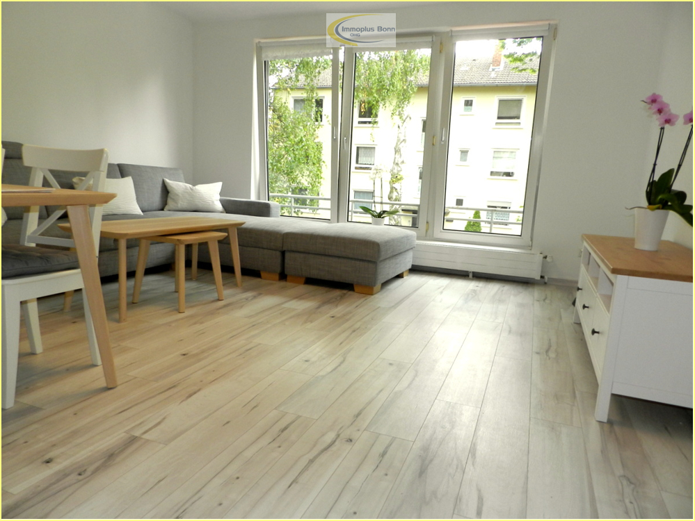 Top renovierte voll möblierte 3 Zimmerwohnung mit Parkplatz und Garten (Mitbenutzung) in zentraler Lage - Photo 2