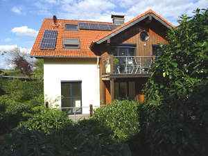 Hier bleiben keine Wünsche offen! Tolle Wohnung mit vielen Extras! - Foto 2
