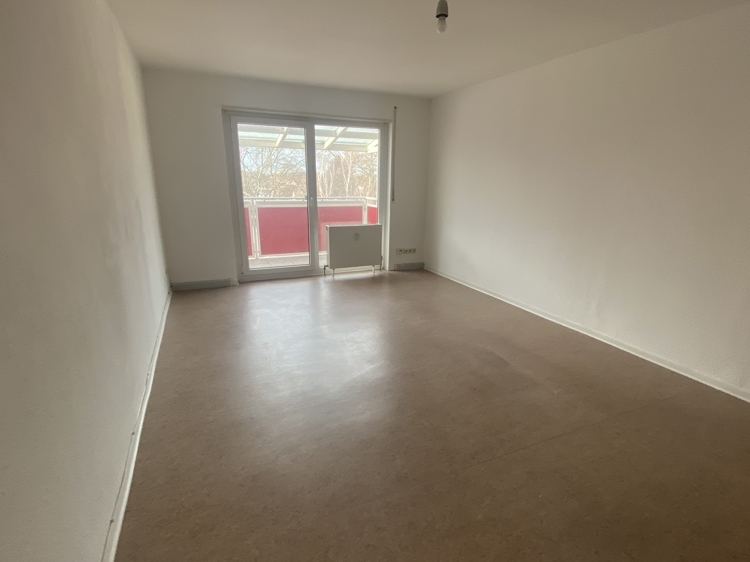 2-Zimmerwohnung mit Balkon und traumhaft ... - Foto 1