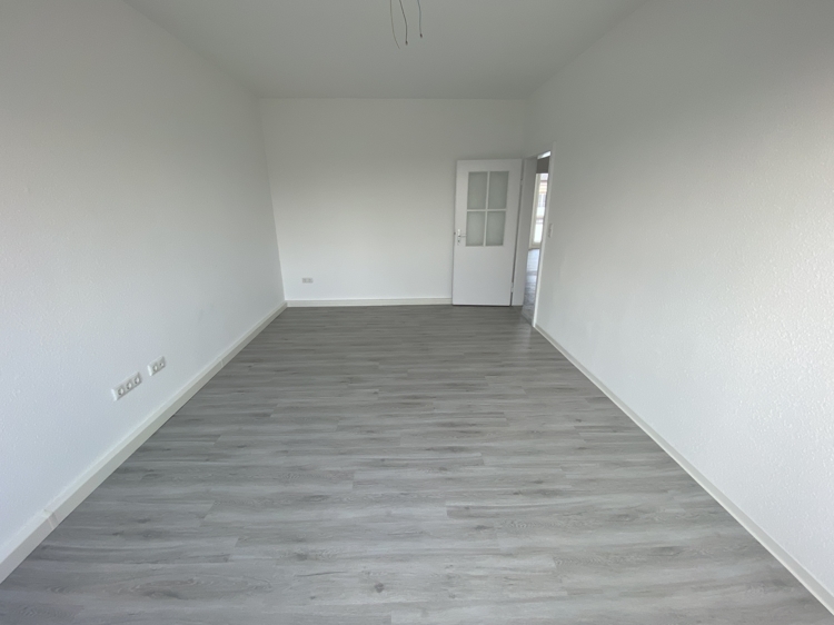 Erstbezug nach Sanierung - 3-Zimmerwohnu ... - Foto 1