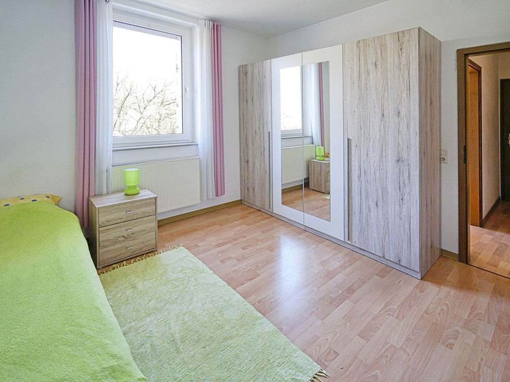 Zentral gelegene, kleine Wohnung mit Einbauküche! - Photo 3